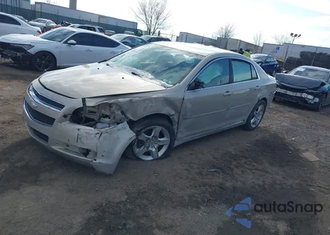 2011 Chevy Malibu z USA, uszkodzony, nr VIN 1G1ZB5E11BF268287